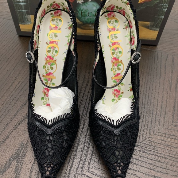 Gucci Virginia lace pump - Picture 2 of 5